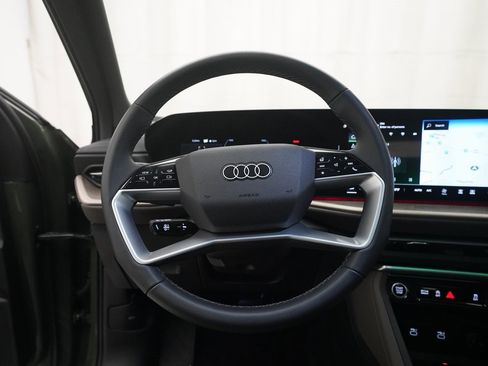 Used 2025 Audi Q5 Premium Plus w/ Premium Plus image 21