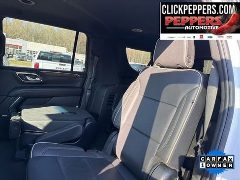 Used 2023 Chevrolet Suburban Premier image 11