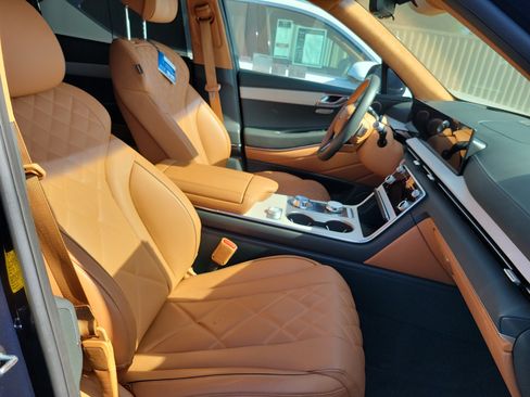Certified 2026 Genesis GV80 3.5T Prestige AWD/4WD image 20