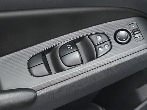 Used 2022 Nissan Altima 2.5 S FWD image 11