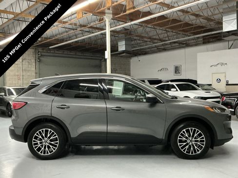 Used 2022 Ford Escape SE w/ Convenience Package image 4