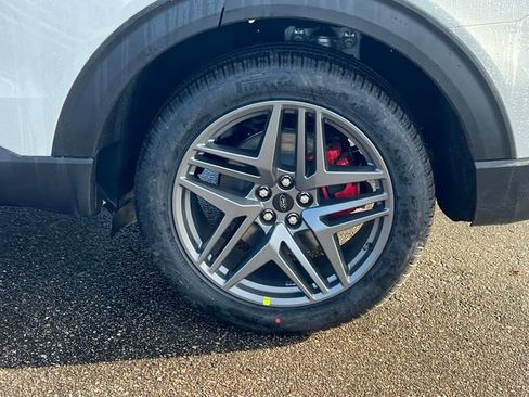 New 2026 Ford Explorer ST w/ Sun And Sound Package AWD/4WD image 9