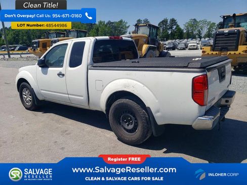 Used 2018 Nissan Frontier SV AWD/4WD image 3