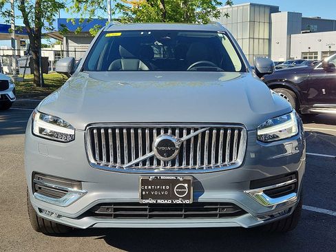 Certified 2023 Volvo XC90 B6 Ultimate w/ Protection Package Premier AWD/4WD image 2
