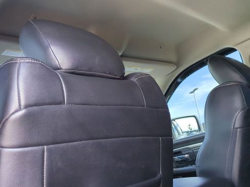 Used 2018 RAM 1500 Sport w/ Comfort Group image 19