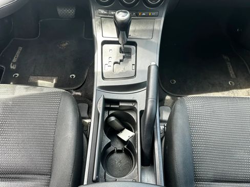 Used 2013 MAZDA MAZDA3 i Touring FWD image 30