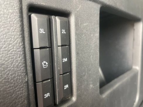 Used 2023 Ford Expedition Max Limited image 49