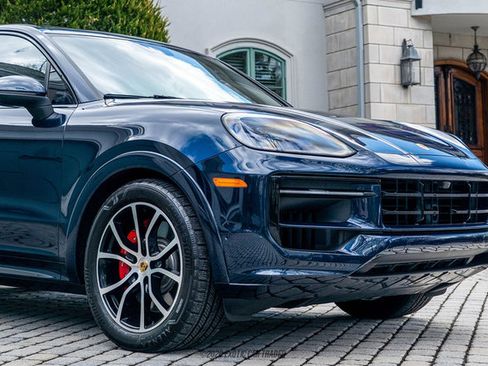 Used 2024 Porsche Cayenne S image 84