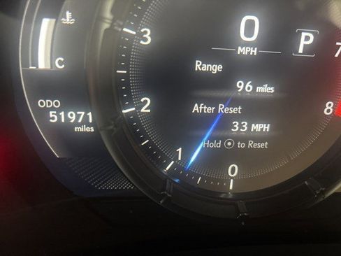 Used 2022 Lexus IS 350 F Sport image 5