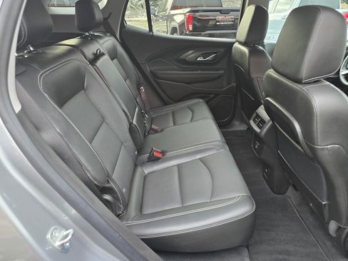 Used 2023 GMC Terrain SLT image 34