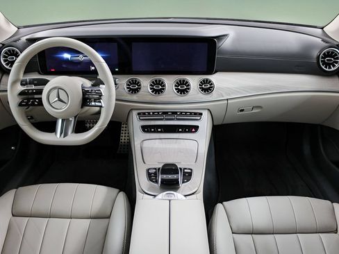 Used 2022 Mercedes-Benz E 450 Cabriolet image 19