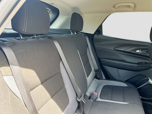 Used 2024 Chevrolet TrailBlazer LT w/ LT Cold Weather Package image 25