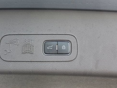 Used 2022 Lincoln Aviator Reserve w/ Equipment Group 201A AWD/4WD image 7