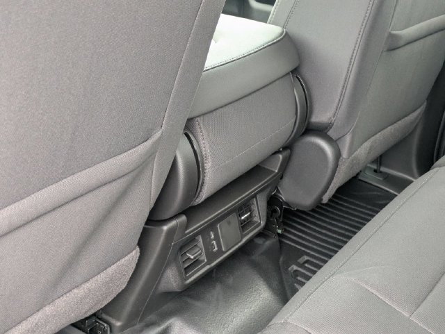 New 2026 GMC Sierra 3500 Pro AWD/4WD image 28