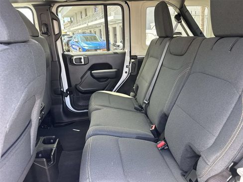 Used 2025 Jeep Wrangler Unlimited Sport AWD/4WD image 22