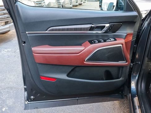 Used 2023 Kia Telluride SX Prestige image 25