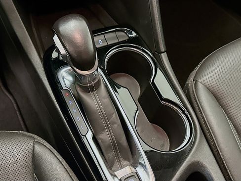 Used 2024 Buick Encore GX Sport Touring image 24