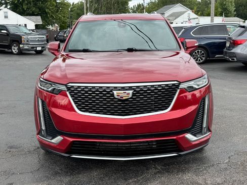 Used 2021 Cadillac XT6 Premium Luxury FWD image 3