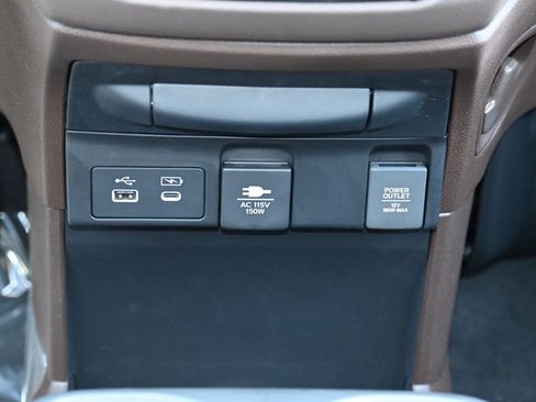 New 2025 Honda Odyssey Touring image 23