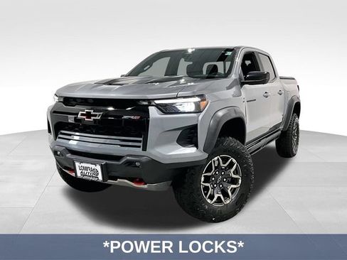 Used 2024 Chevrolet Colorado ZR2 w/ ZR2 Convenience Package III AWD/4WD image 4