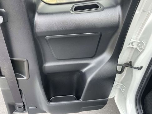 Used 2022 Toyota Tacoma SR image 42