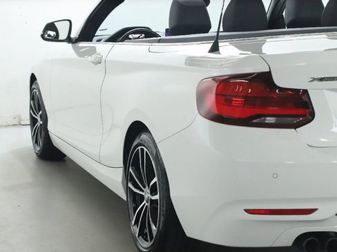 Used 2020 BMW 230i xDrive Convertible AWD/4WD image 42