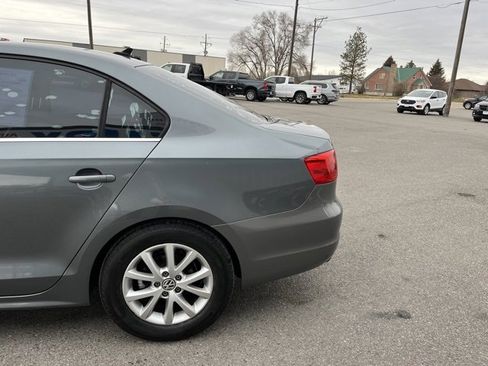 Used 2014 Volkswagen Jetta SE image 8