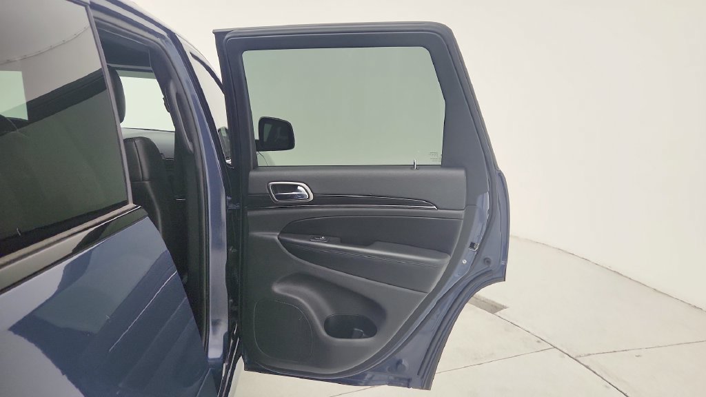 Used 2020 Jeep Grand Cherokee Limited X RWD image 26