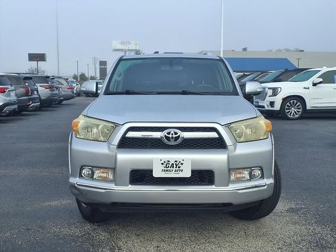 Used 2011 Toyota 4Runner SR5 image 17