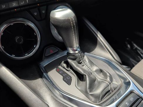 Used 2023 Chevrolet Camaro LT RWD image 15