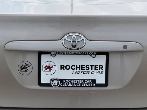 Used 2003 Toyota Corolla CE FWD image 38