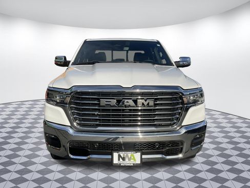 Used 2025 RAM 1500 Laramie AWD/4WD image 5