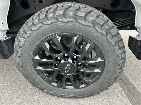 New 2026 Chevrolet Silverado 2500 LT w/ Trail Boss Package image 10