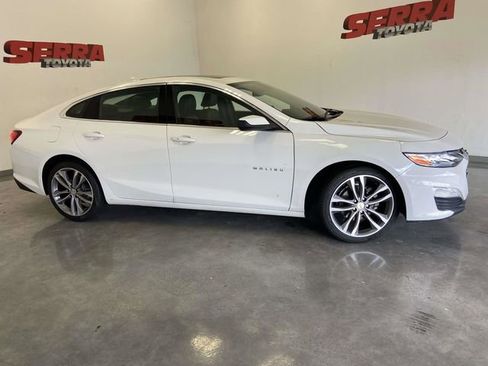 Used 2024 Chevrolet Malibu LT image 2