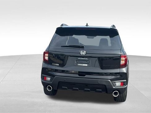 Used 2024 Honda Passport Black Edition image 6