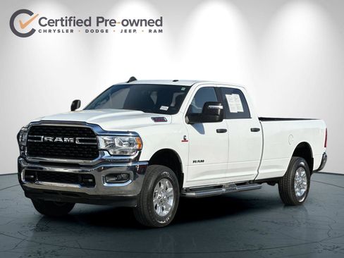 Used 2023 RAM 3500 Big Horn w/ Level 1 Equipment Group AWD/4WD image 8