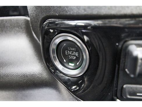 Used 2025 Chevrolet Silverado 2500 LT w/ Convenience Package image 30