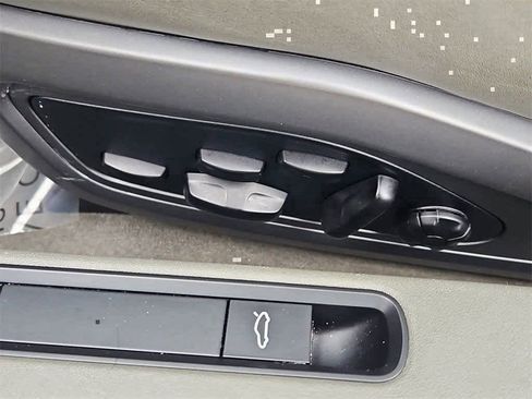 Used 2021 Porsche 911 Carrera S image 25