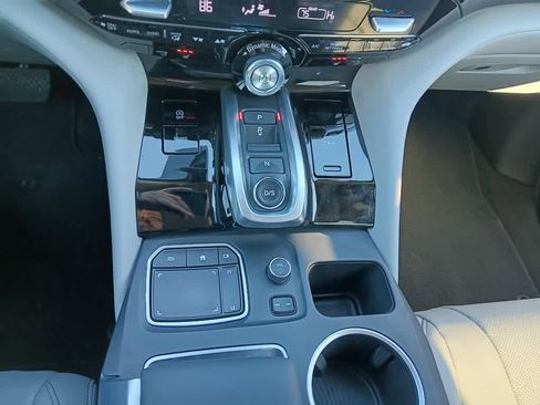 Used 2023 Acura MDX SH-AWD w/ Technology Package image 29