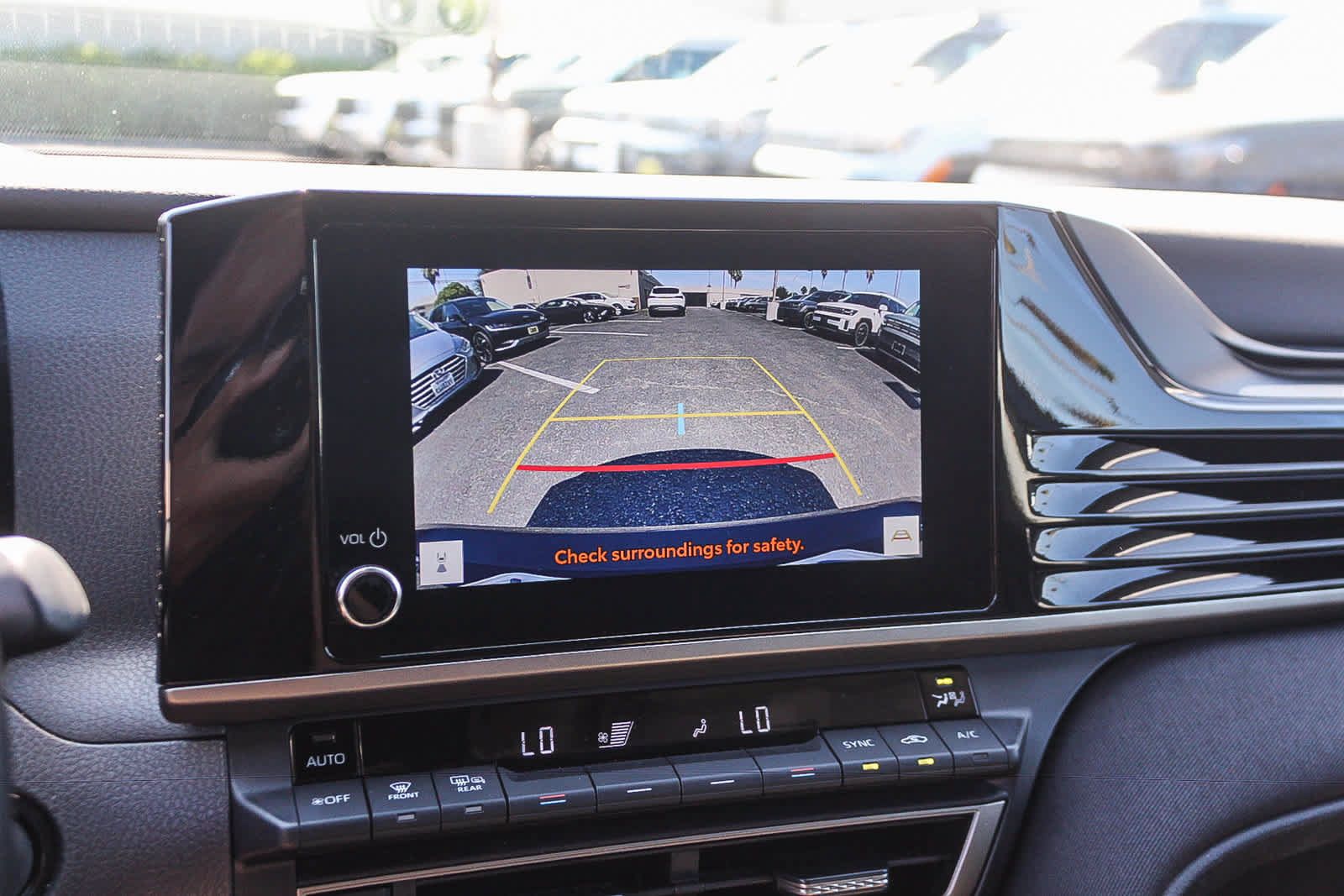 Used 2026 Toyota Camry LE w/ Convenience Package FWD image 32