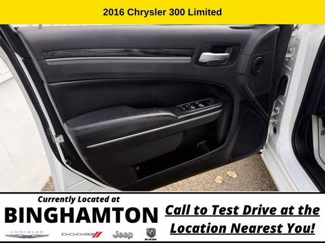 Used 2016 Chrysler 300 Limited w/ Driver Convenience Group AWD/4WD image 10