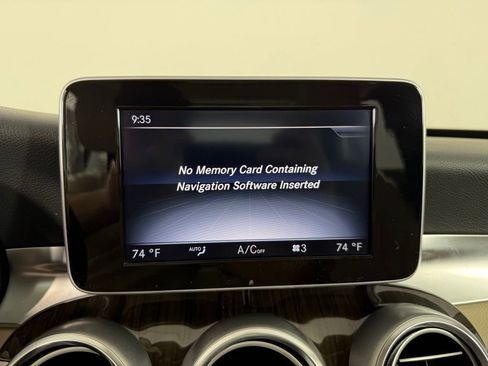 Used 2018 Mercedes-Benz C 300 4MATIC Sedan image 17