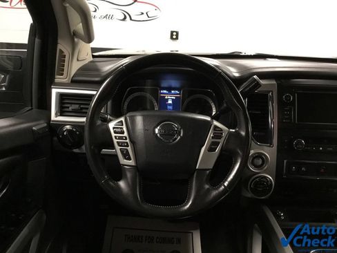 Used 2019 Nissan Titan PRO-4X w/ Pro-4x Convenience Package AWD/4WD image 51