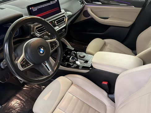 Certified 2023 BMW X4 M40i w/ Premium Package AWD/4WD image 4