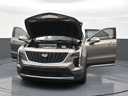 Used 2020 Cadillac XT4 Premium Luxury FWD image 34