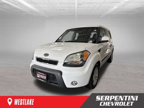 Used 2011 Kia Soul + w/ Audio Pkg FWD image 1