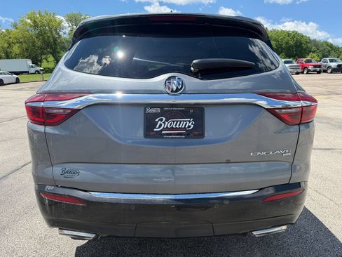 Used 2019 Buick Enclave Essence AWD/4WD image 6