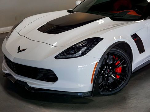 Used 2015 Chevrolet Corvette Z06 w/ Z07 Performance Package image 76