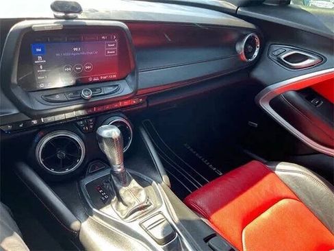 Used 2020 Chevrolet Camaro LT w/ RS Package RWD image 34