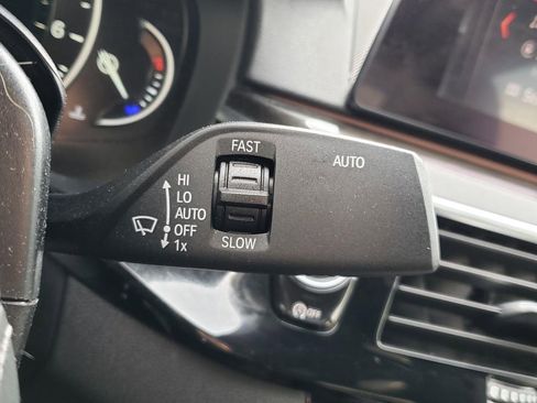 Used 2019 BMW 540i xDrive w/ Convenience Package image 29